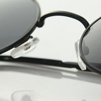 メガネの鼻あて　画像２