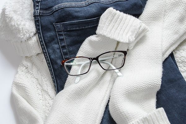 メガネは中性洗剤を薄めた手作りシャンプーで洗うトップイメージ画像