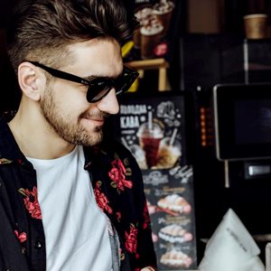 サングラスイメージ画像